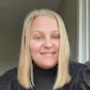 Meet your Posher, Izabel